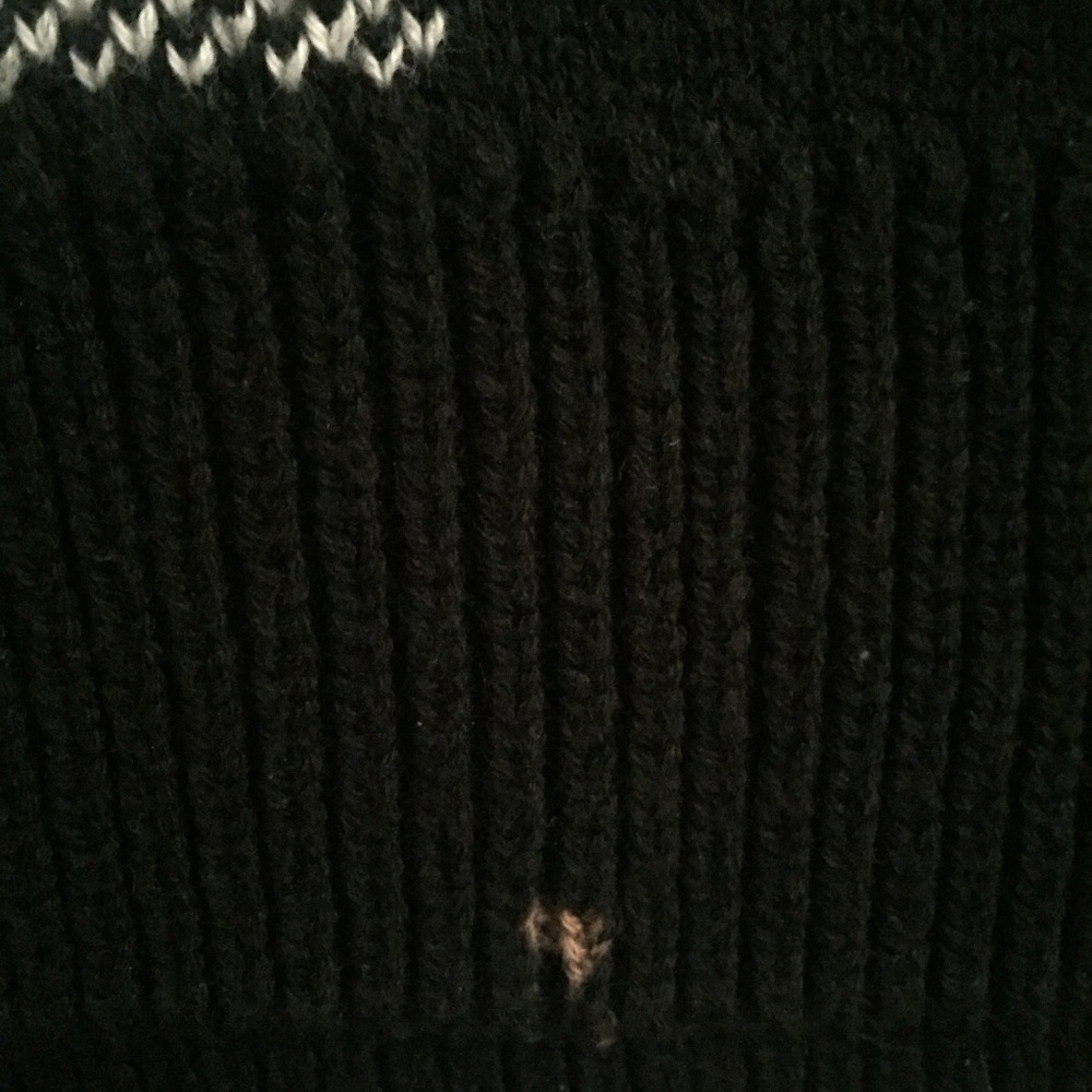 ✨ Forever 21 Black and White Plaid Sweater ✨ - Picture 5 of 7